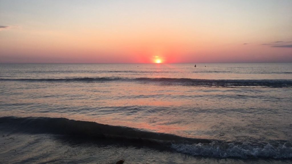 Solnedgang med sommerhus Nordjylland
