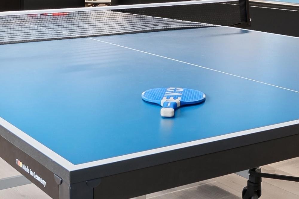 Spil bordtennis i VillaVilla sommerhuset