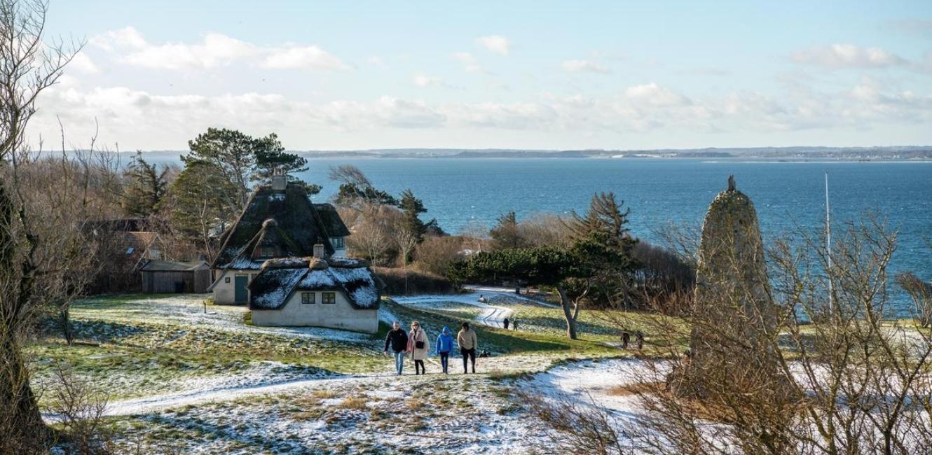 Vinter over Knud Rasmussens Hus