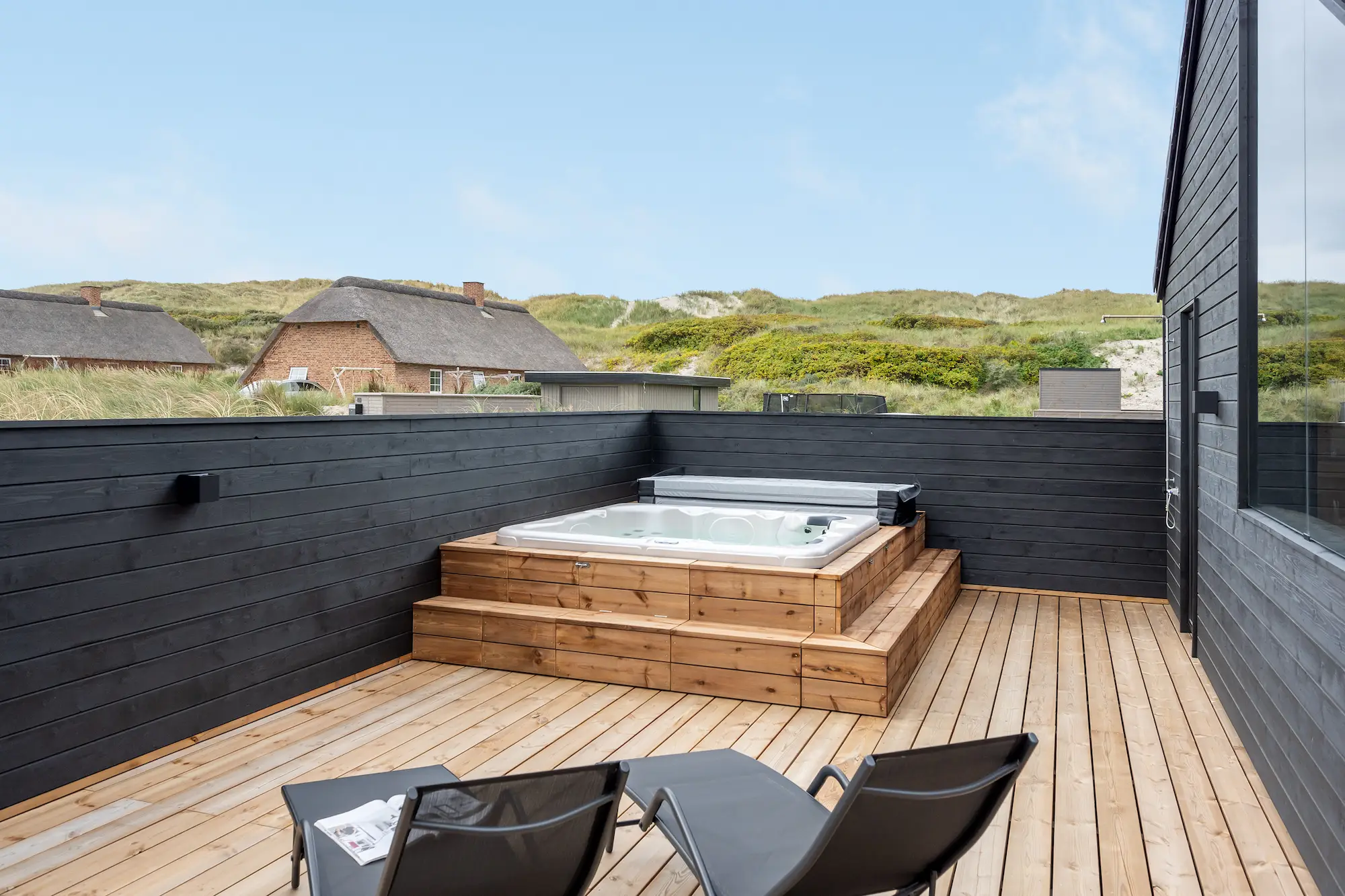 Luksus sommerhus med udendørs spa og udsigt