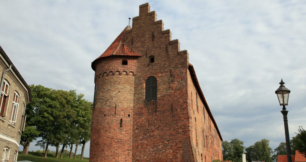 Gebäude