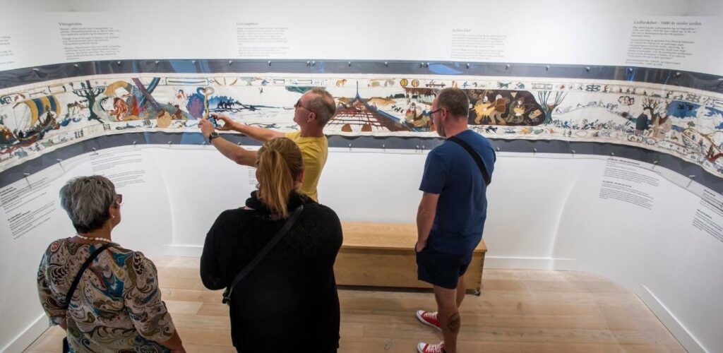 Ausstellungen