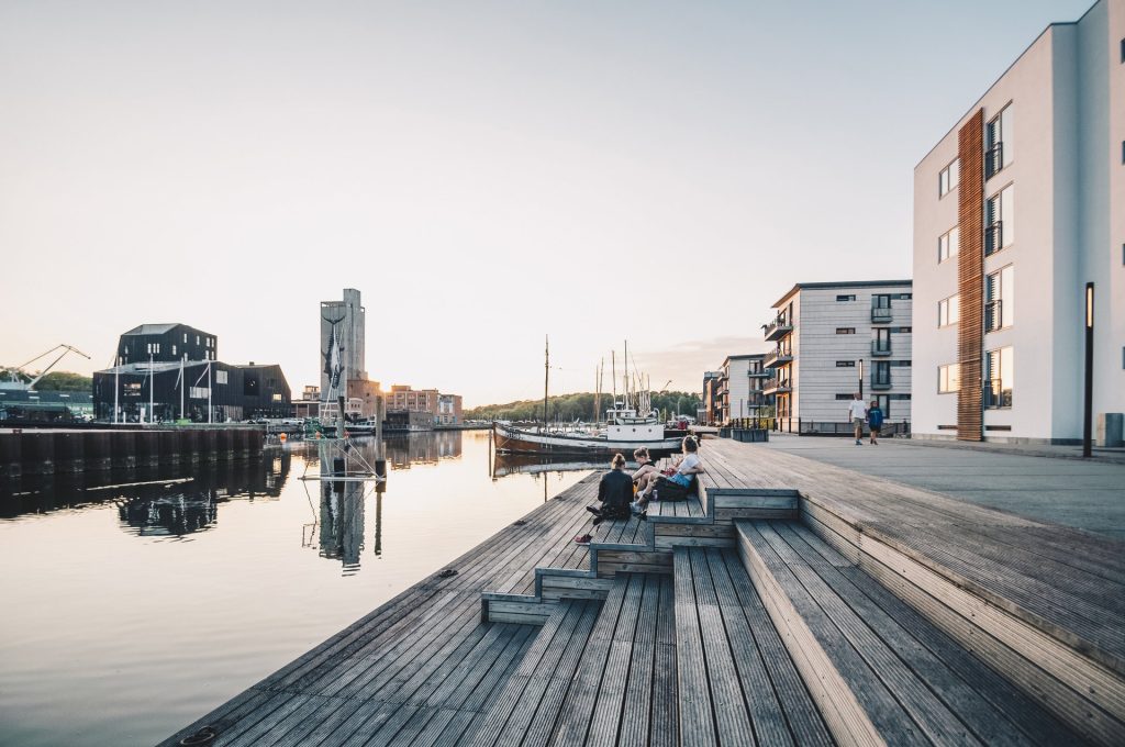Am Hafen von Odense auf Fünen, Dänemark.